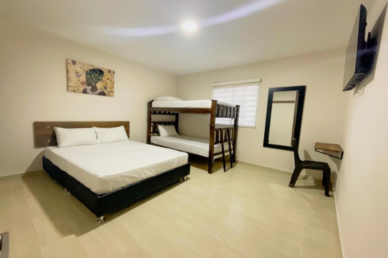 Hotel Andina Blue Santa Marta Buitenkant foto
